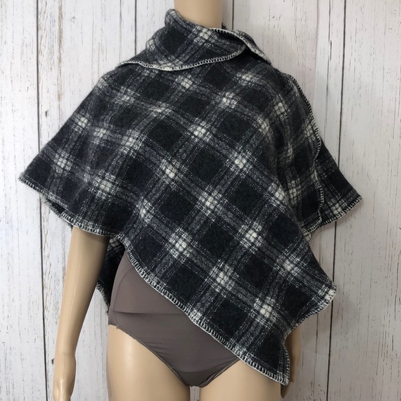 TALBOTS 100% Pima cotton poncho sweater (With images) | Clothes design, Poncho sweater, Fashion 